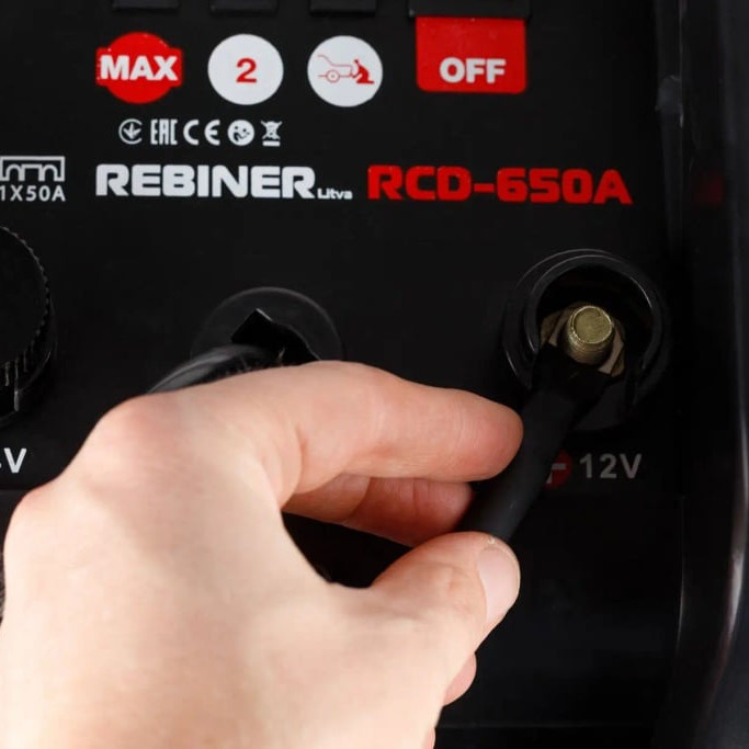 Пуско-зарядний пристрій Rebiner RCD-650A