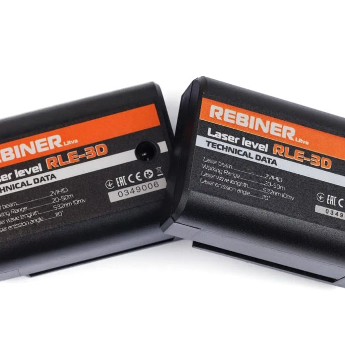 Лазерный уровень Rebiner RLE-3D (с зеленым диодом)